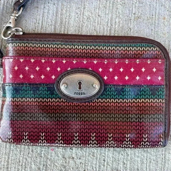 Fossil KeyPer. Geometric Coated Canvas Wristlet With Brown Leather Trim 6 x 4 - Picture 2 of 4